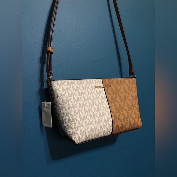 Retail $348- NWT Michael Kors- Jet Set Small Two-Tone Logo Crossbody Bag - Picture 1 of 11